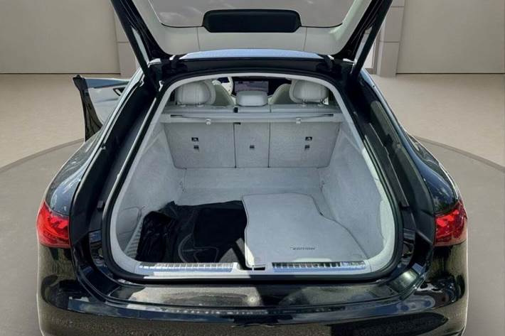 undefined Mercedes EQS580 fra 2022 set udefra