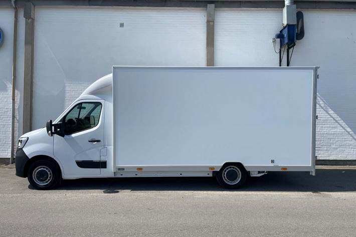 Hvid Renault Master IV T35 fra 2024