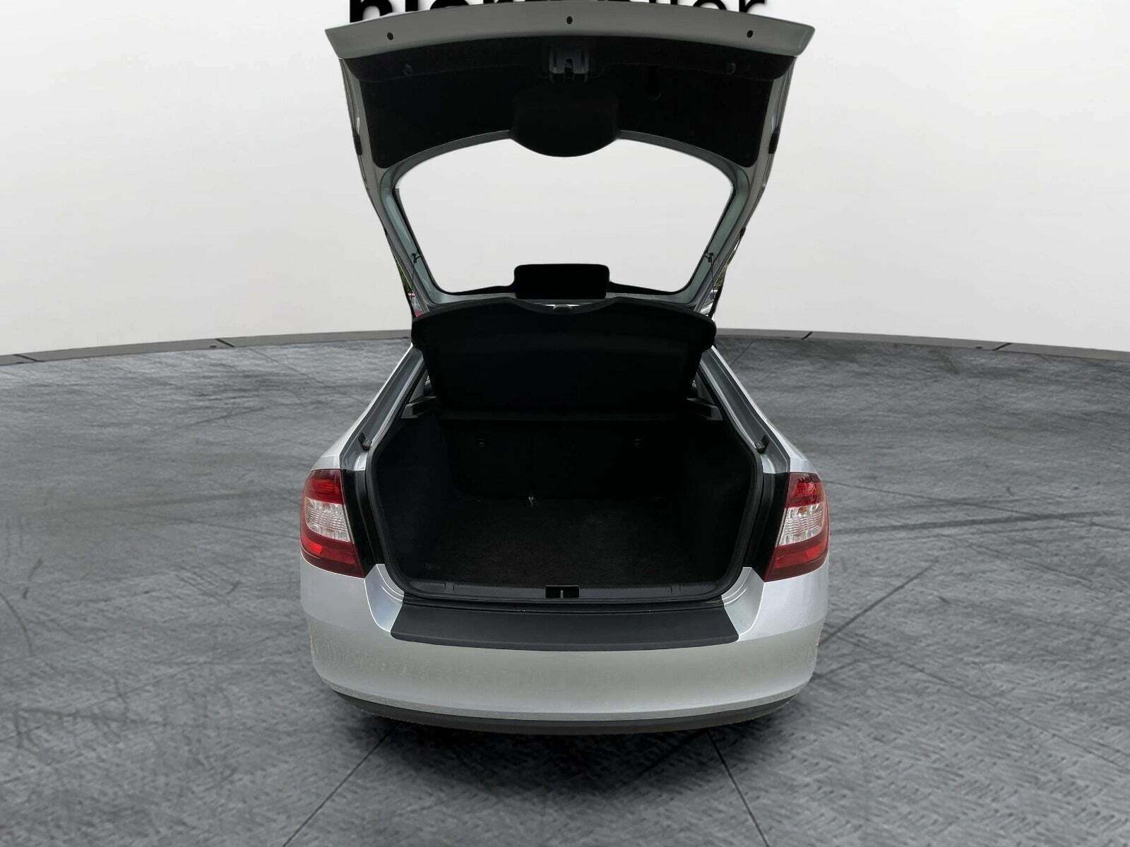 undefined Skoda Rapid fra 2019