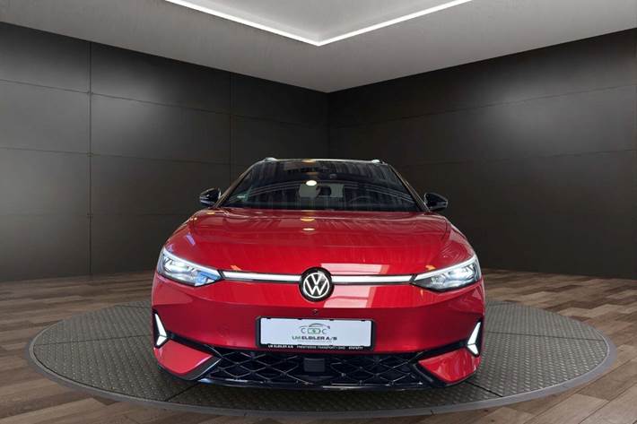 Rød VW ID.7 fra 2025