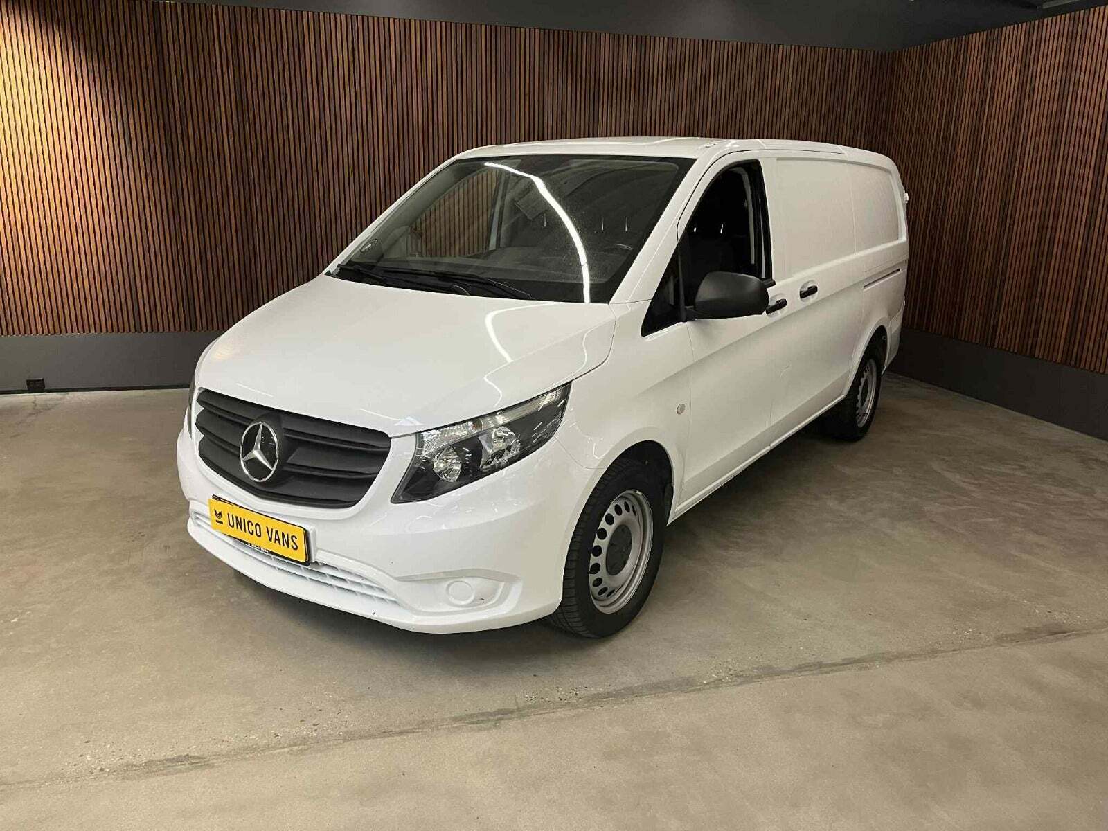 Mercedes Vito 114 2,0 CDi Kassevogn aut. L RWD