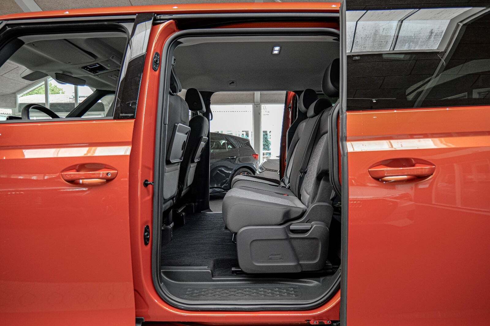 VW ID.Buzz 77 Pro SWB