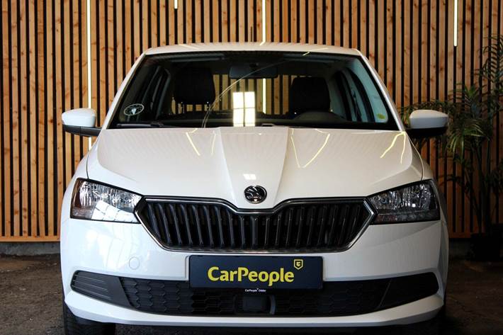 Hvid Skoda Fabia fra 2019