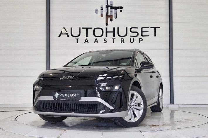 Sort Skoda Enyaq fra 2025 set udefra