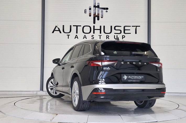 Sort Skoda Enyaq fra 2025