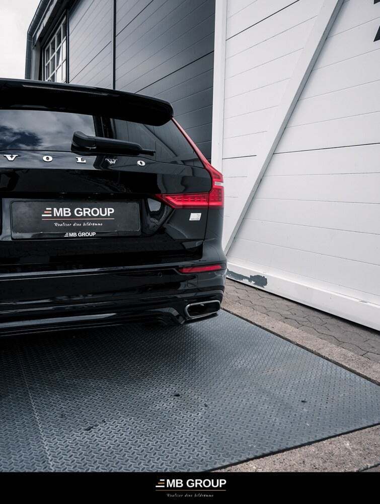 Volvo V60 2,0 T6 ReCharge R-Design aut. AWD