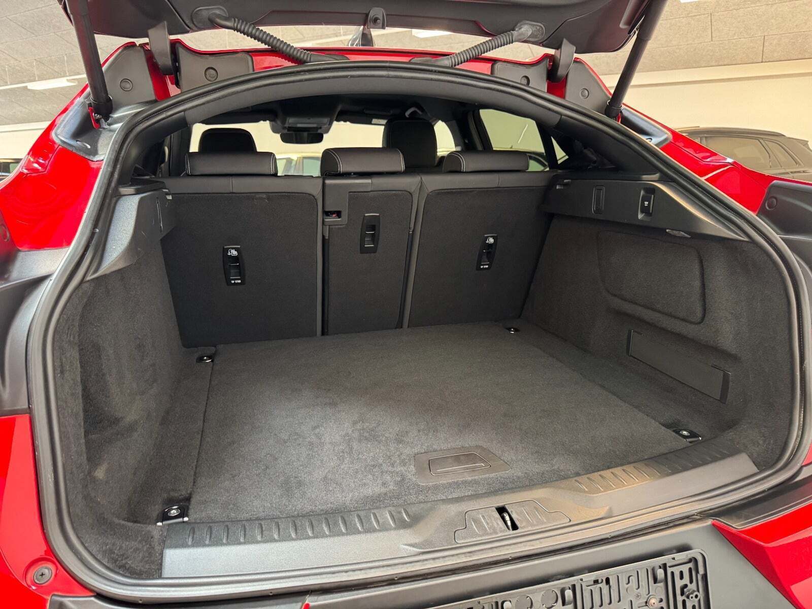 Rød Jaguar I-Pace fra 2021