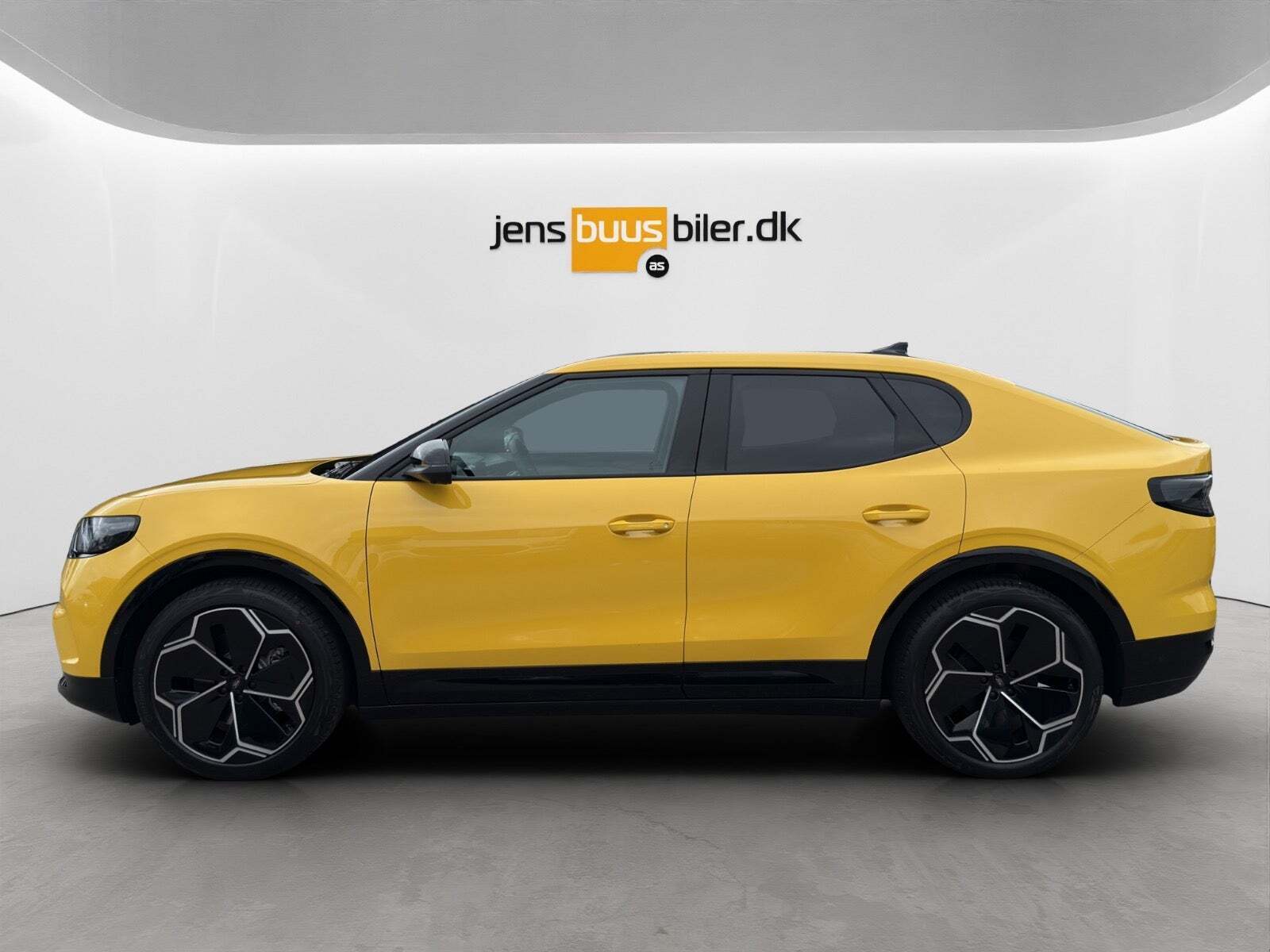 Ford Capri 82 Select Extended Range