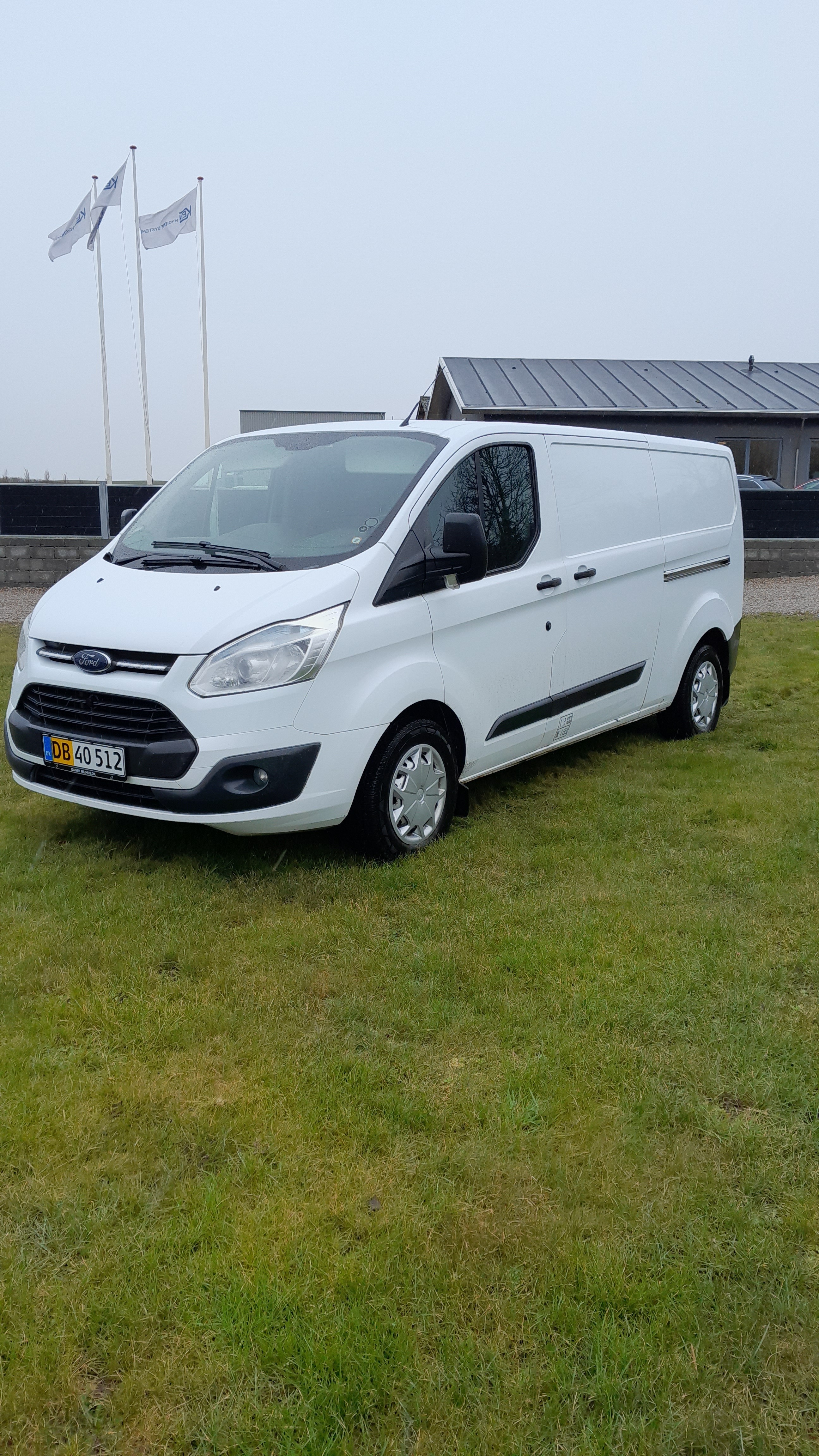 Ford Transit Custom 2,2 TDCi (125 HK) 310 L2 Van Forhjulstræk Manuel