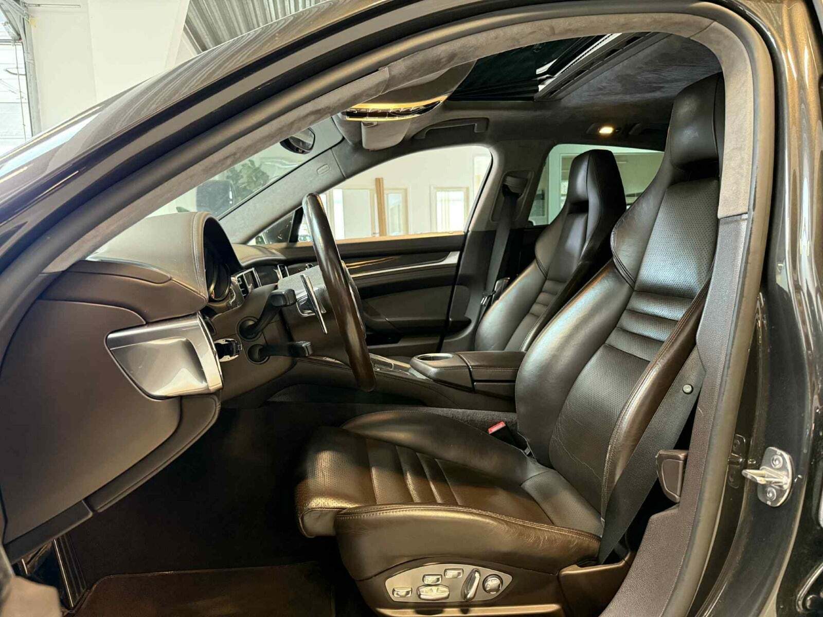 Porsche Panamera GTS 4,8 PDK