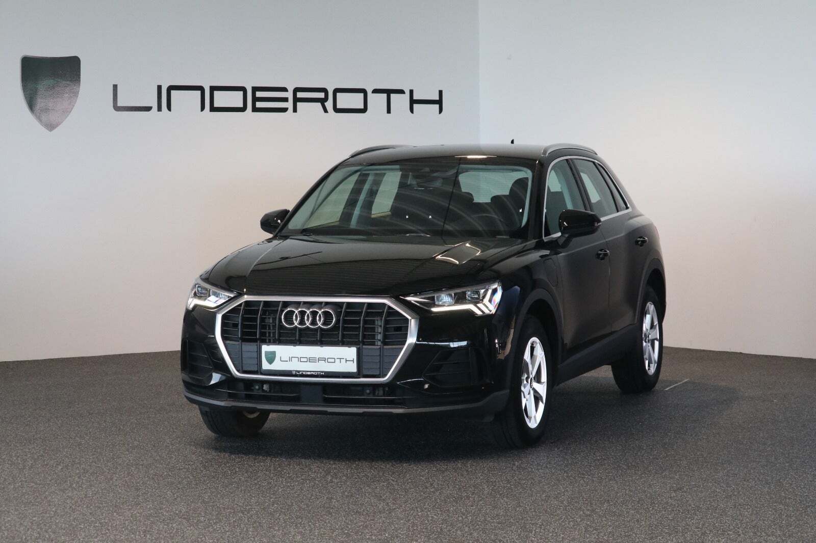 Audi Q3 45 TFSi e Attitude plus S-tr.