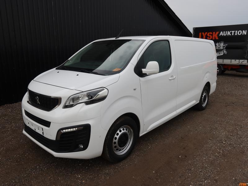 Peugeot Expert BlueHDi 122 L3 EAT8.