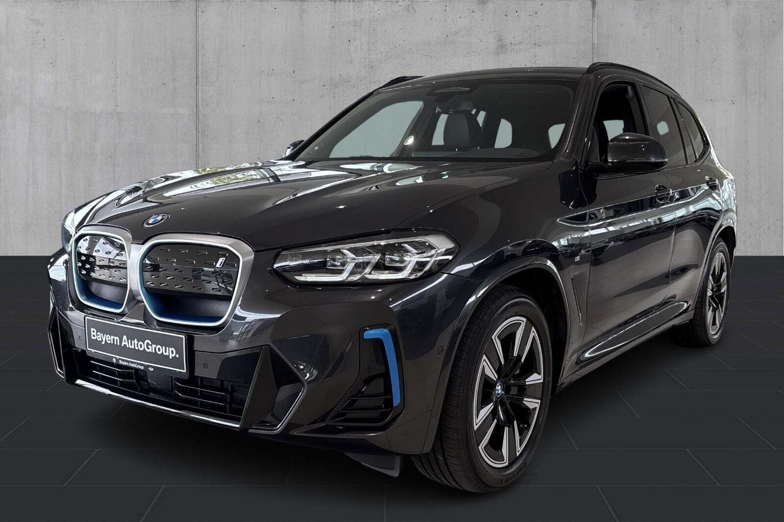 BMW iX3 Charged M-Sport