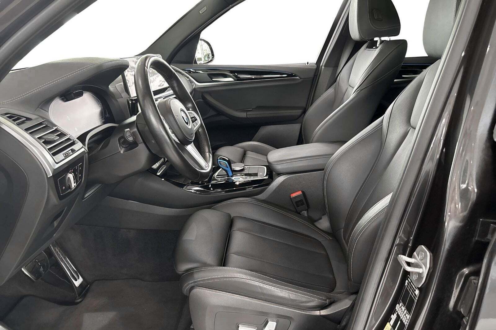 BMW iX3 Charged M-Sport