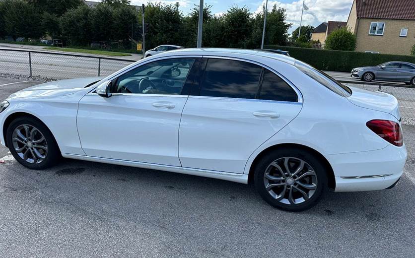 Mercedes C220
