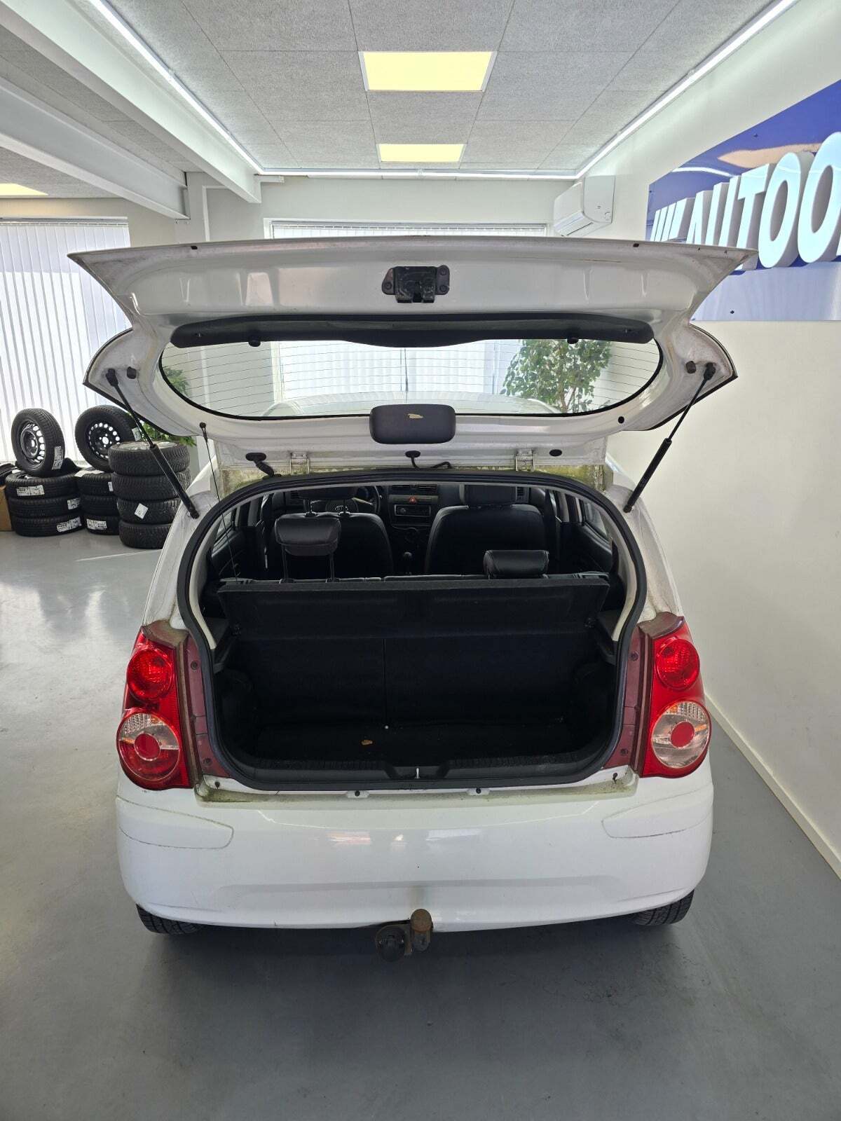 Hvid Kia Picanto fra 2010