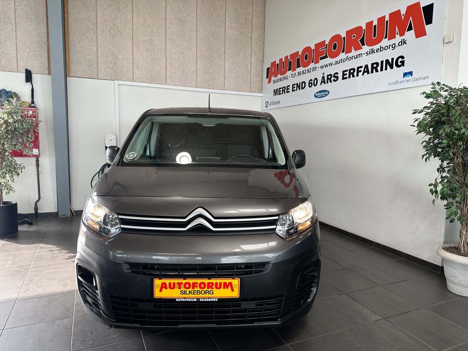 Citroën Berlingo 1,5 BlueHDi 100 L2N1 Van