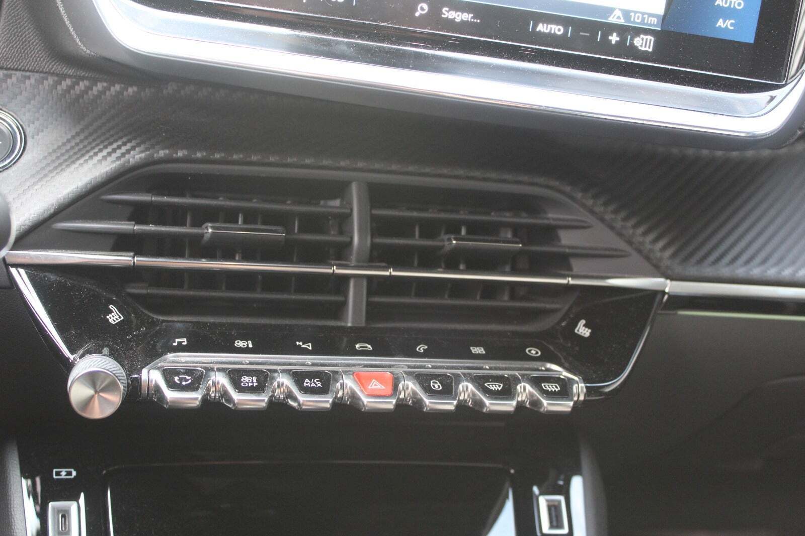 Blå Peugeot e-208 fra 2021