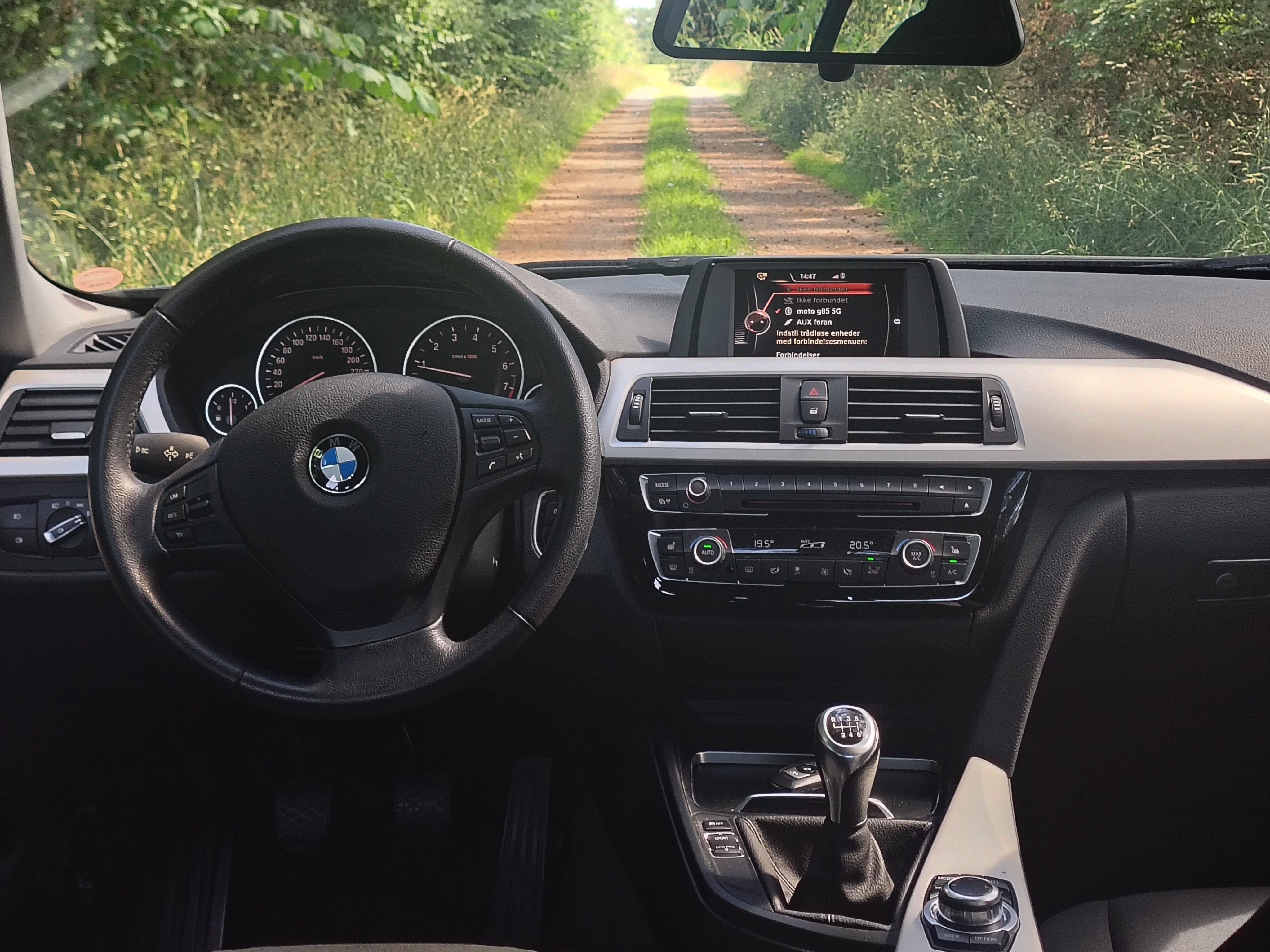 Sort BMW 3-Serie fra 2016