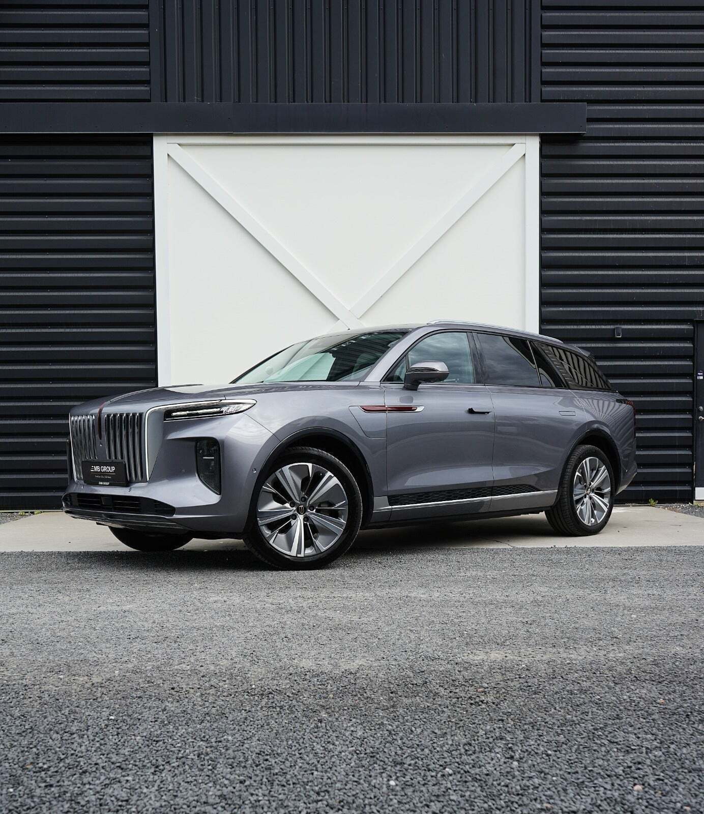 Hongqi E-HS9 99 Exclusive