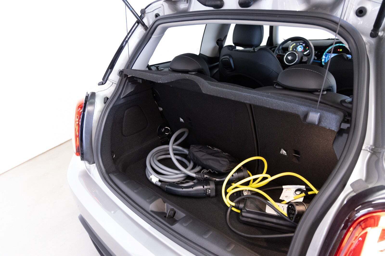 Mini Cooper SE Essential