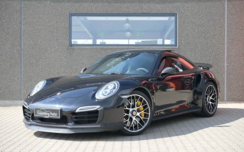 Porsche 911 Turbo S 3,8 Coupé PDK