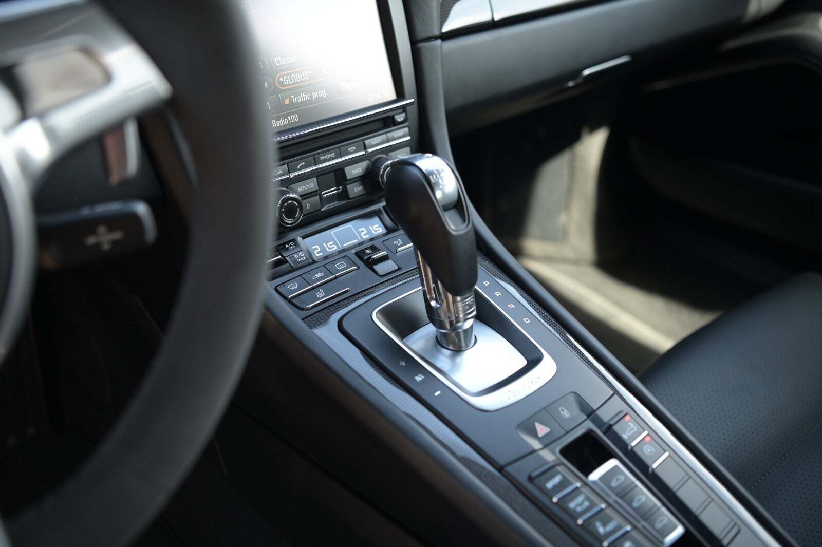 Sort Porsche 911 Turbo S fra 2014