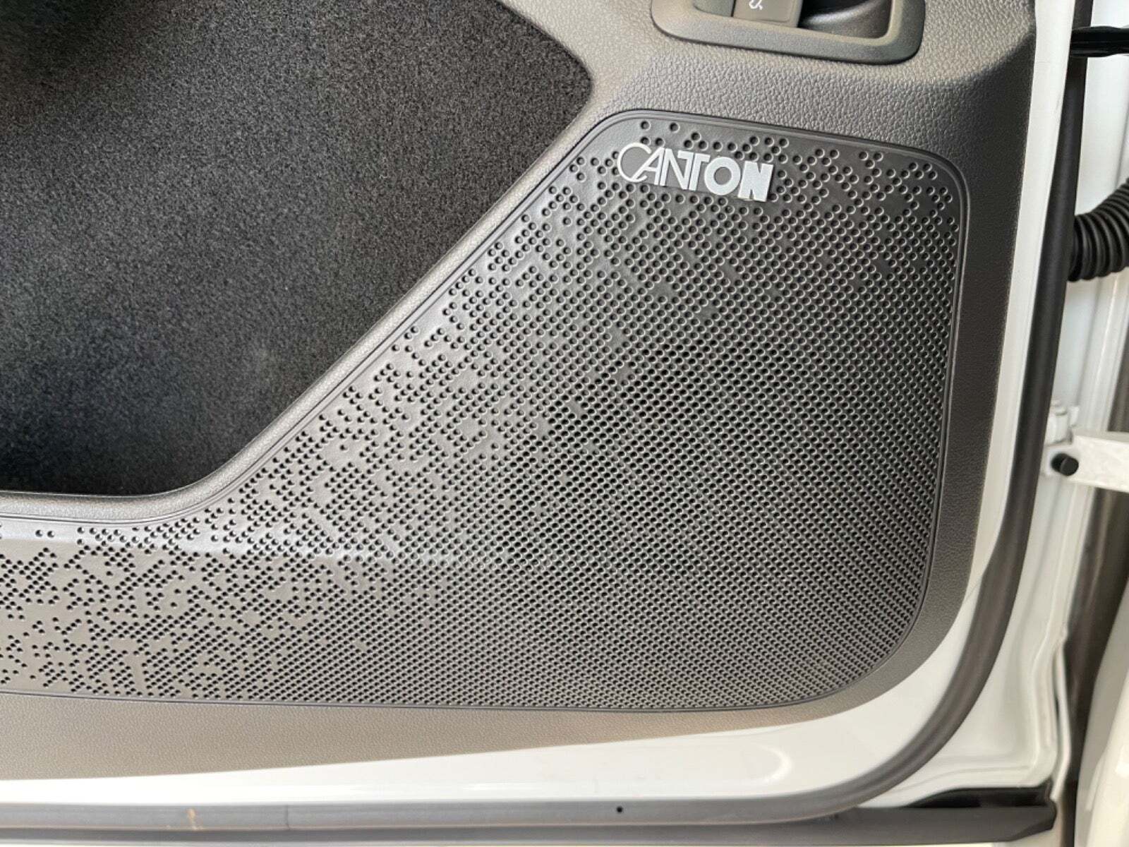 Hvid Skoda Enyaq fra 2026