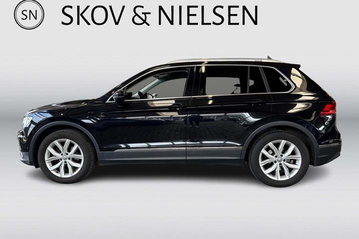 Sort VW Tiguan fra 2017