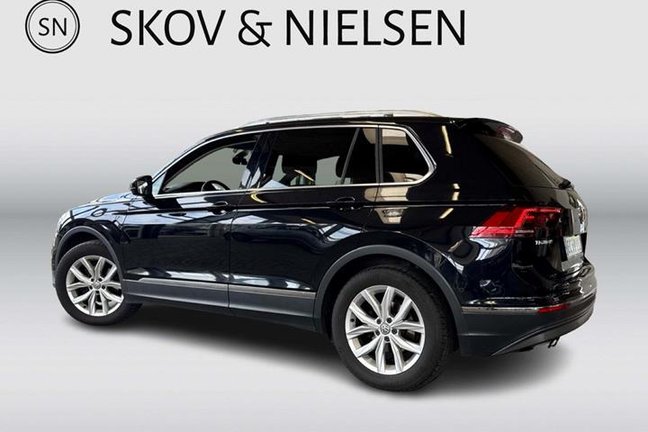 Sort VW Tiguan fra 2017