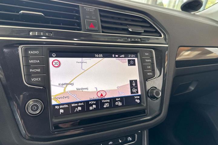 Sort VW Tiguan fra 2017