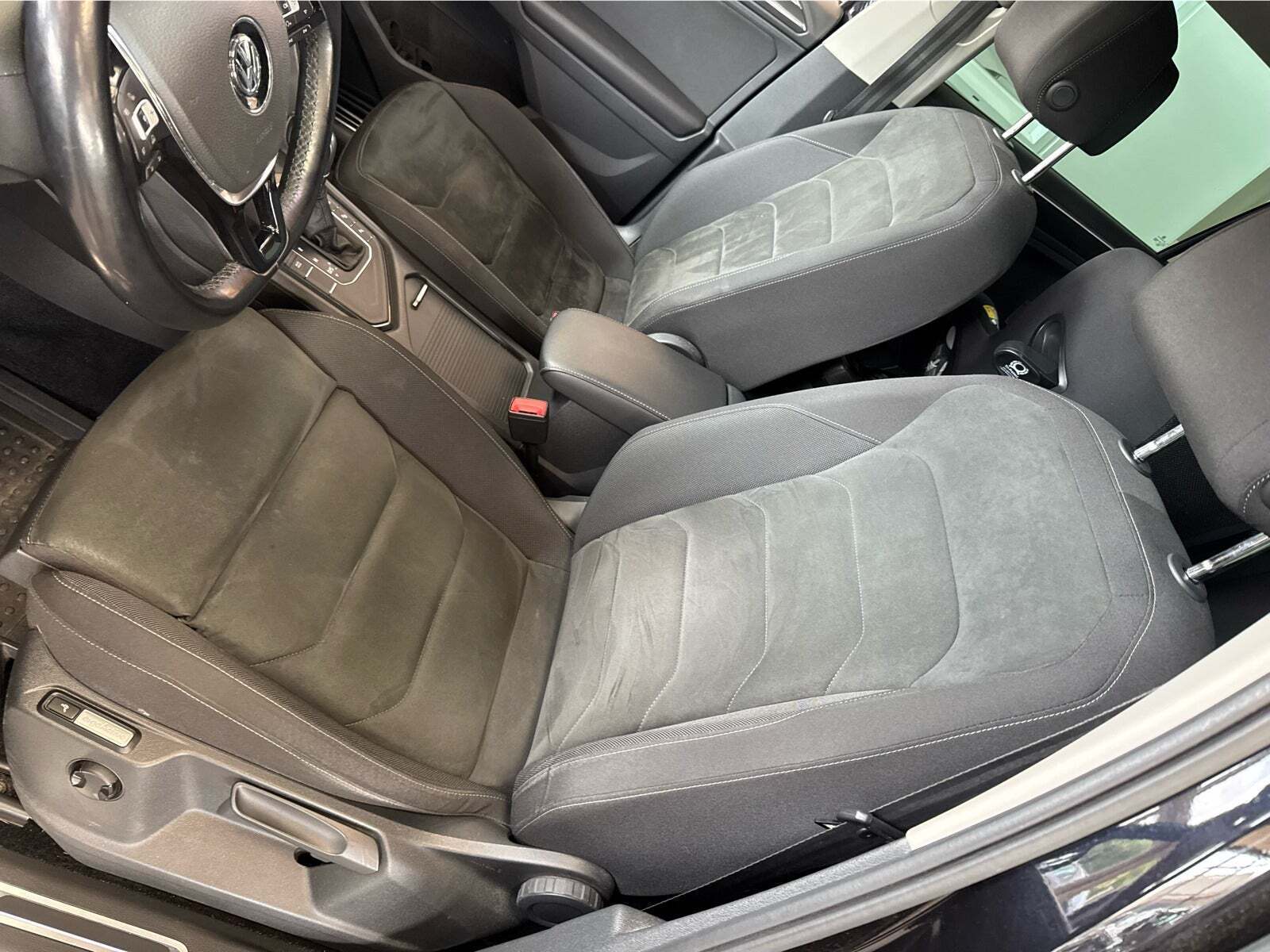 Sort VW Tiguan fra 2017