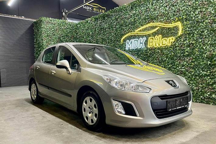 undefined Peugeot 308 fra 2012 set udefra