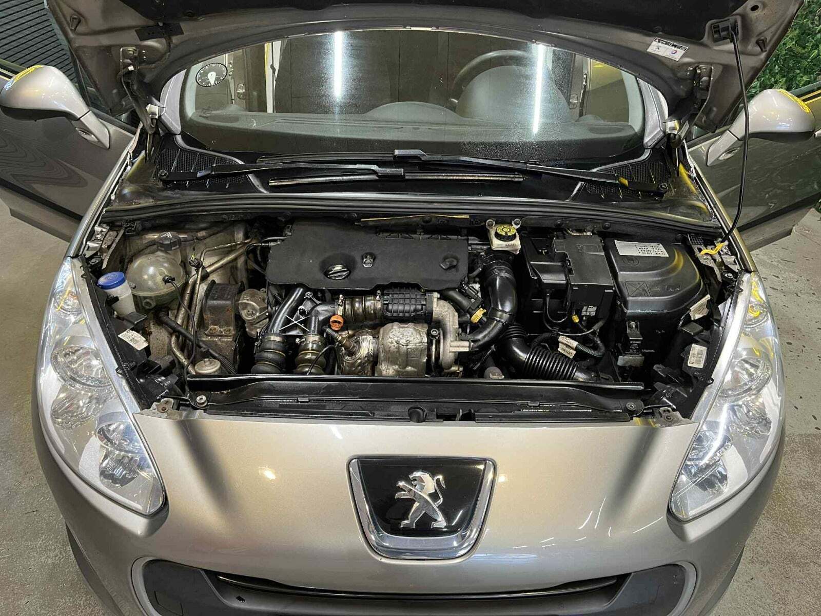 undefined Peugeot 308 fra 2012