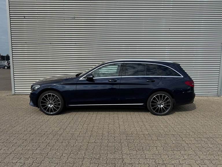 Mercedes C300 de 2,0 Advantage stc. aut.
