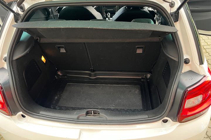 Hvid Citroën DS3 fra 2012