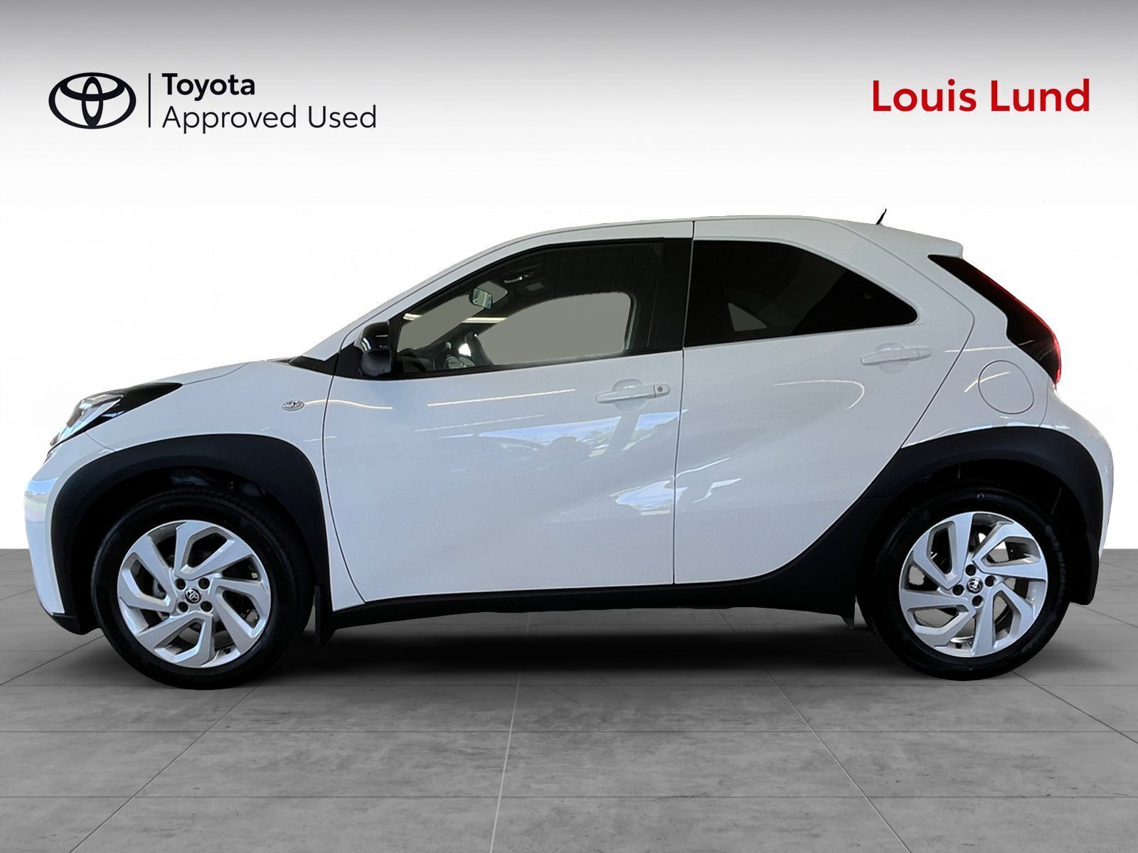 Hvid Toyota Aygo X fra 2024