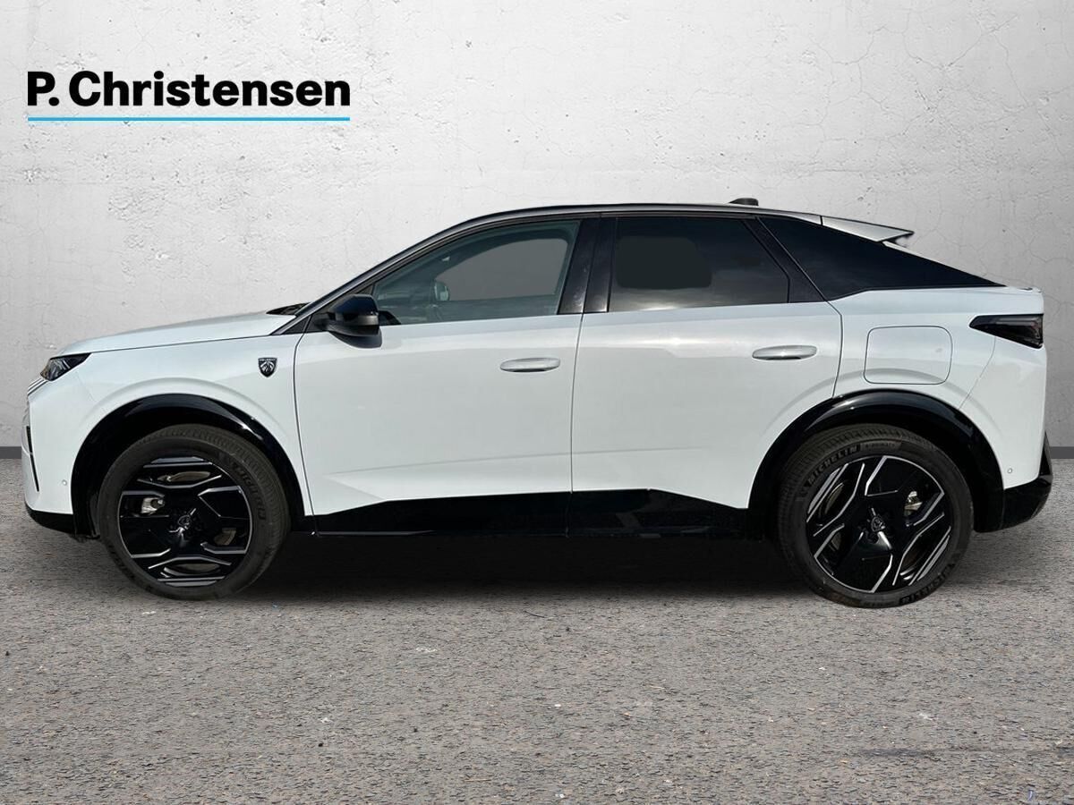 Peugeot e-3008 77 GT Pack