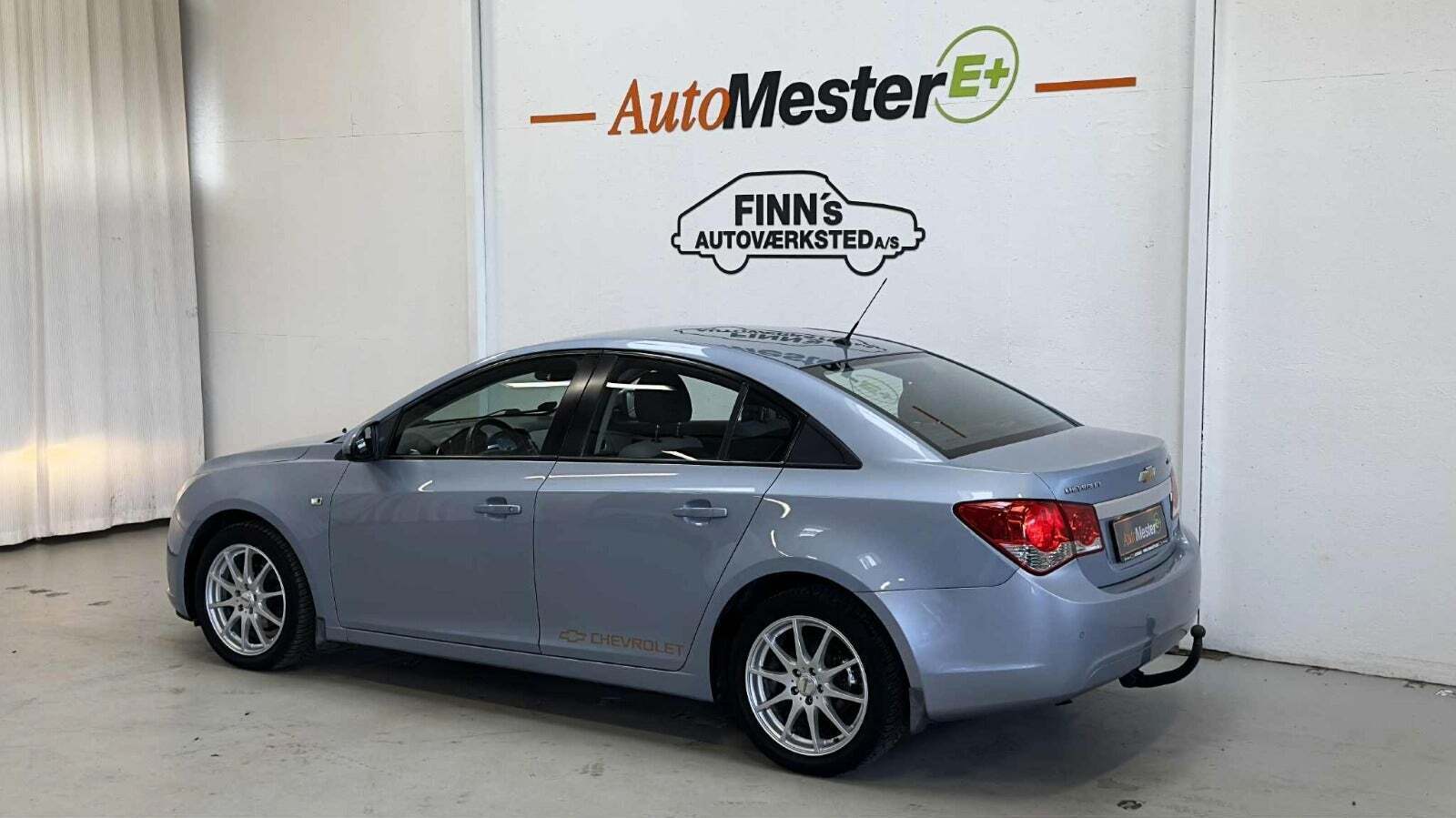 Blå Chevrolet Cruze fra 2011