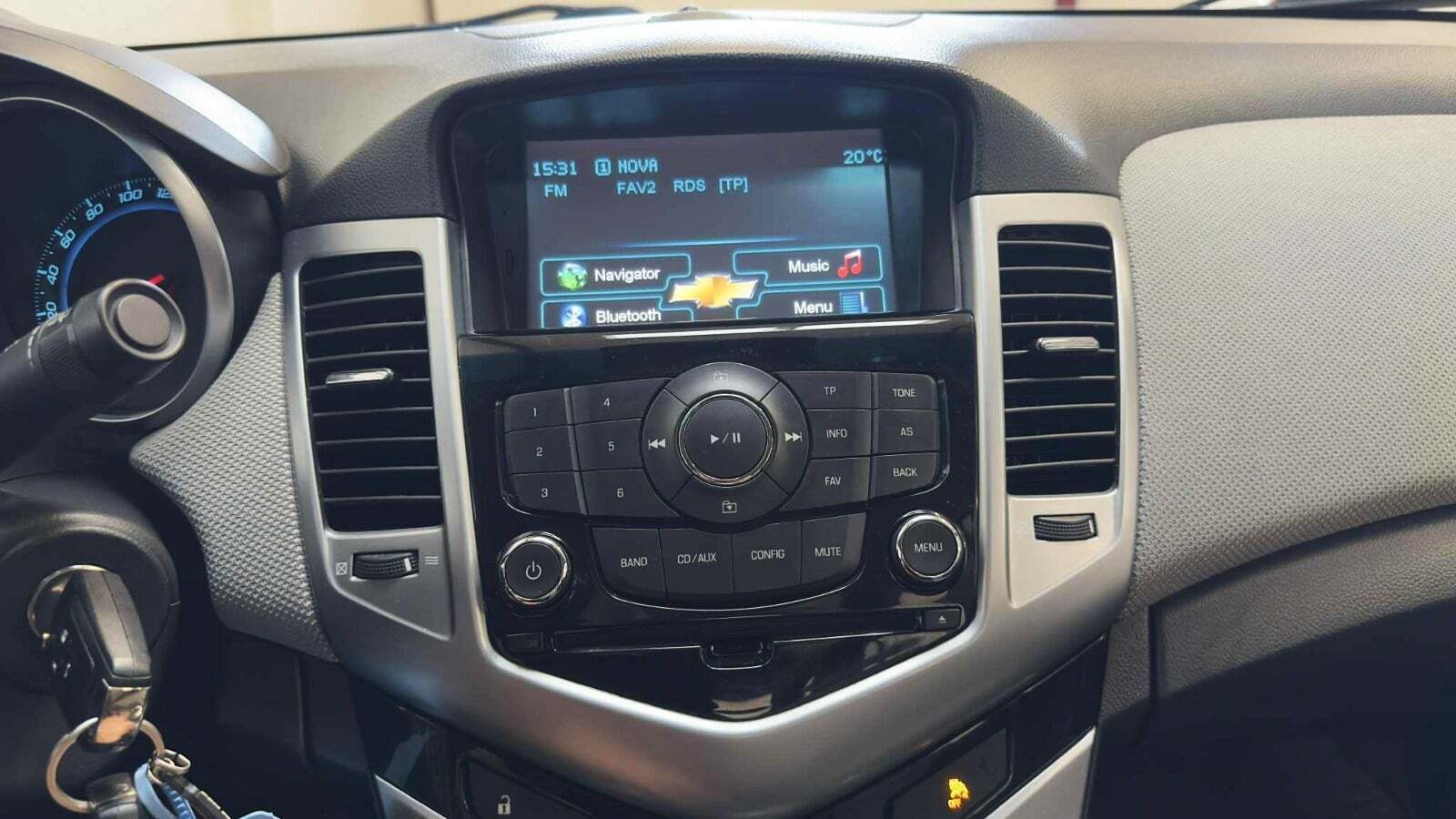 Blå Chevrolet Cruze fra 2011