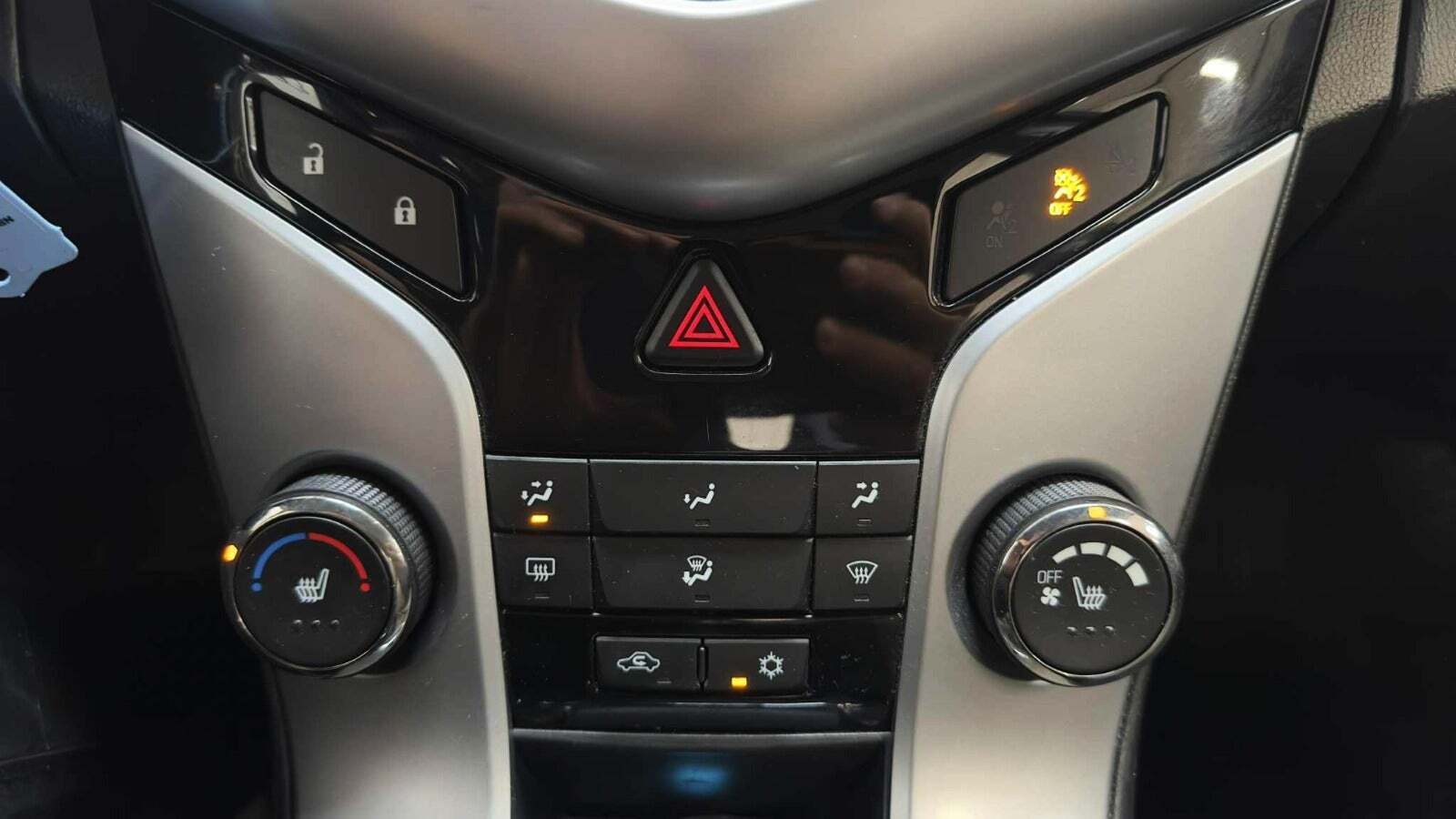 Blå Chevrolet Cruze fra 2011
