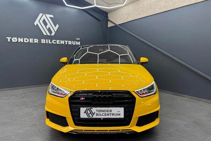 Gul Audi S1 fra 2016 set udefra