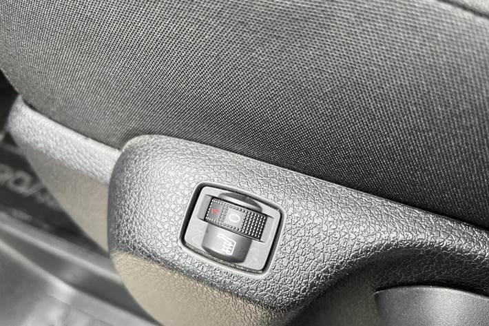 Grå Toyota ProAce fra 2024