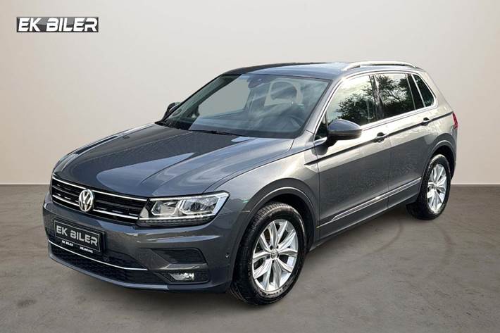 Grå VW Tiguan fra 2018 set udefra