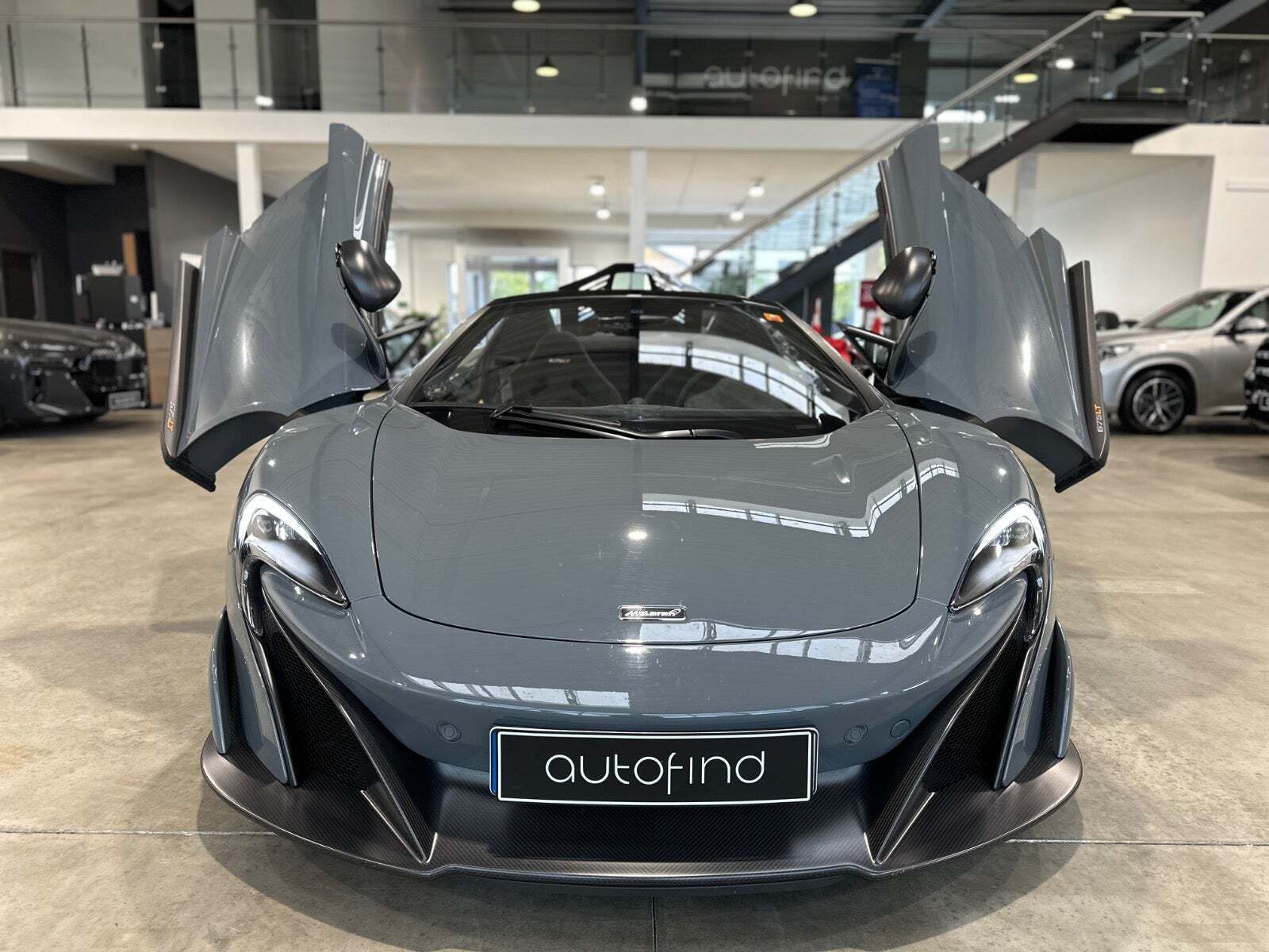 McLaren 675LT 3,8 Spider