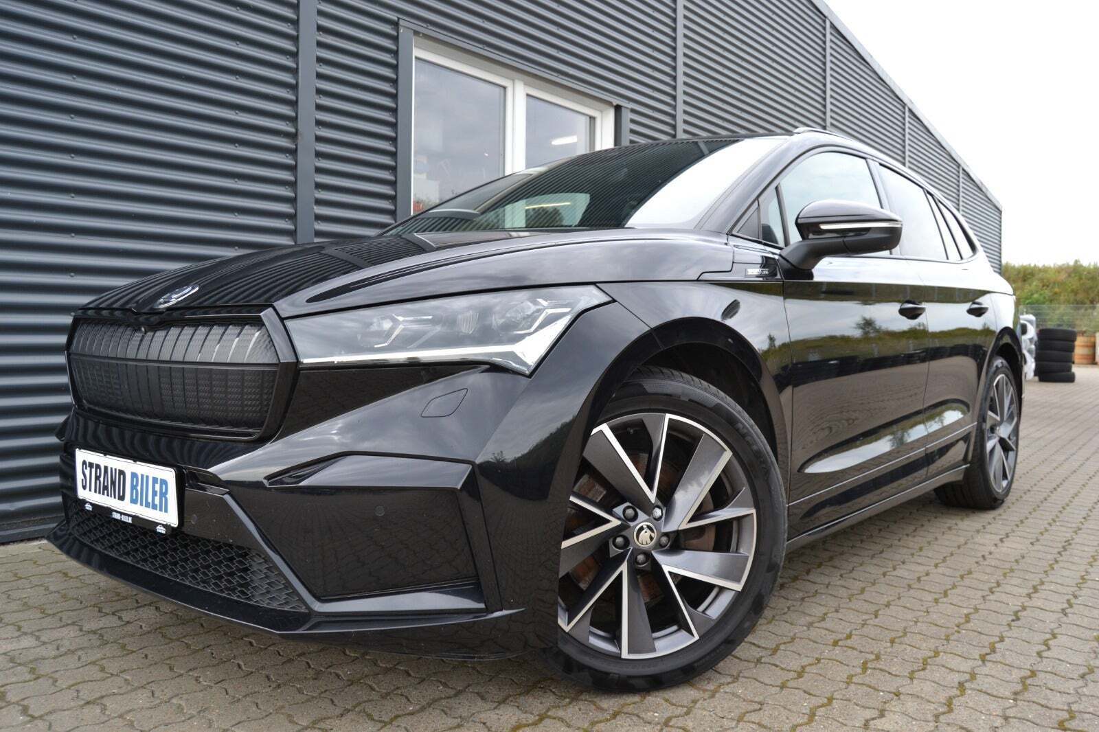 Sort Skoda Enyaq fra 2022