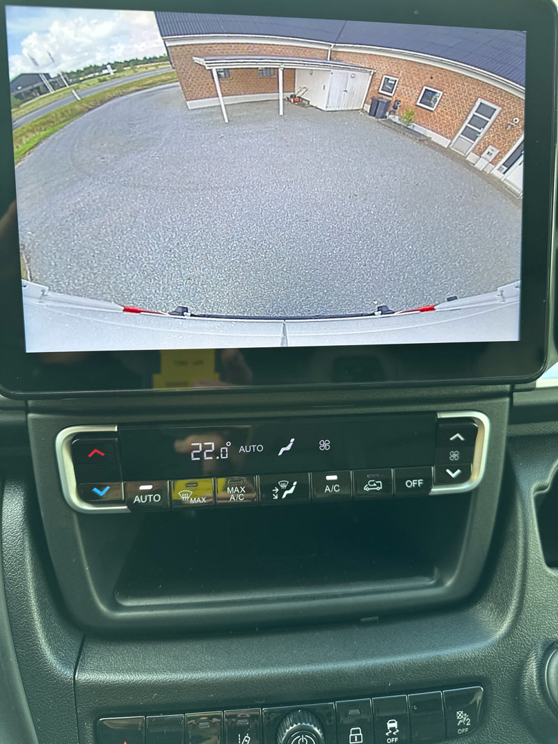 Beige Fiat Ducato fra 2025