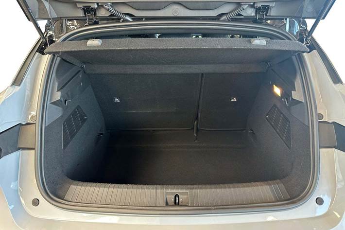 Grå Renault Megane E-Tech fra 2023