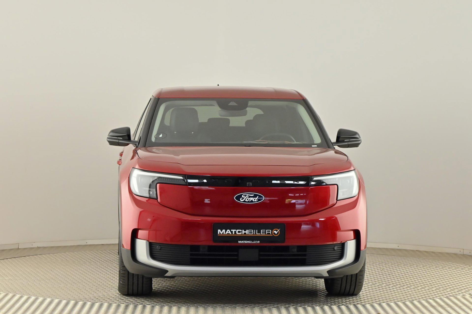 Rød Ford Explorer fra 2024
