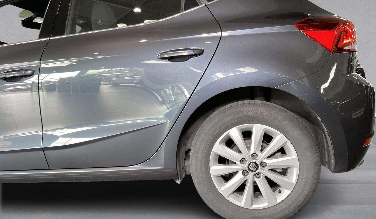 Grå Seat Ibiza fra 2021